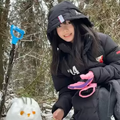 卢浅伽